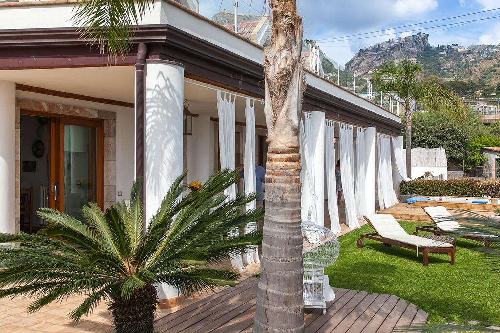 Luxury Taorum Villa With Spectacular Sea Views In Taormina Kültér fotó