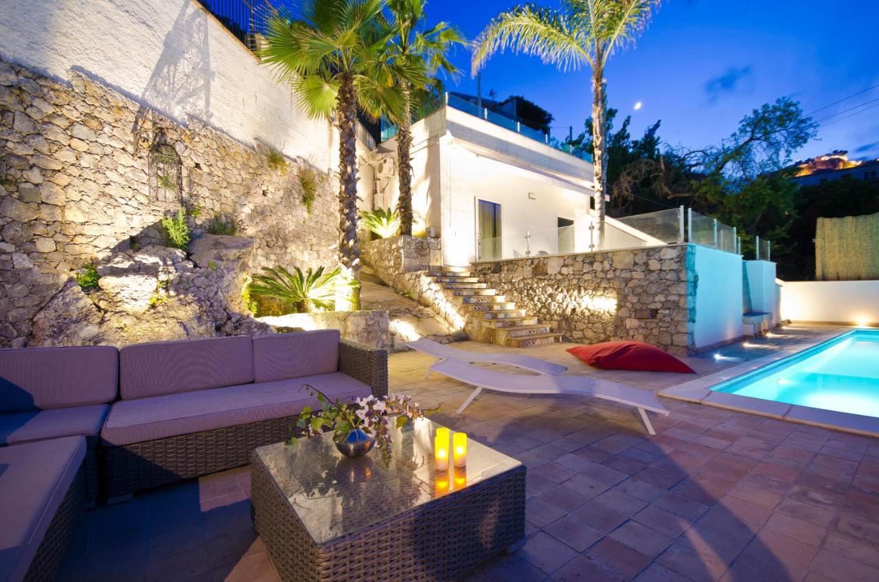 Luxury Taorum Villa With Spectacular Sea Views In Taormina Kültér fotó