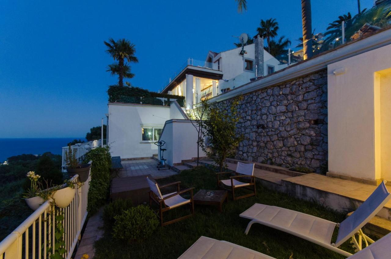 Luxury Taorum Villa With Spectacular Sea Views In Taormina Szoba fotó